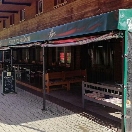 Penzion Zoo Pod Hresnou Kavecany Exteriör bild