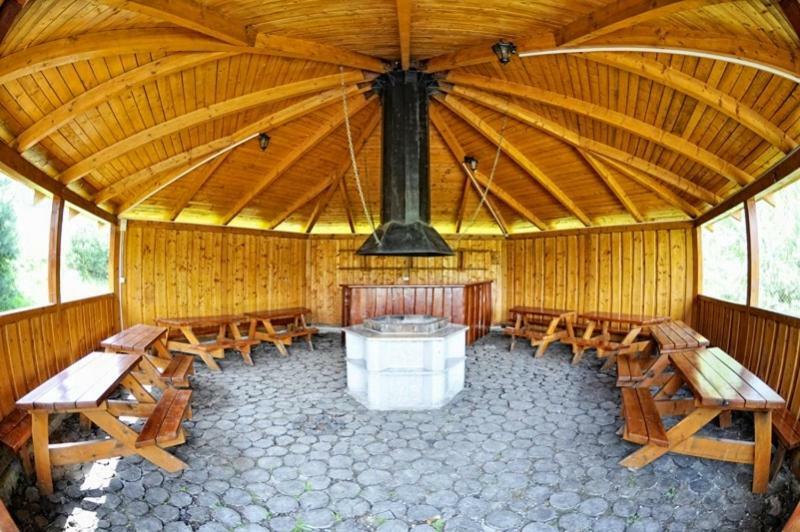 Penzion Zoo Pod Hresnou Kavecany Exteriör bild